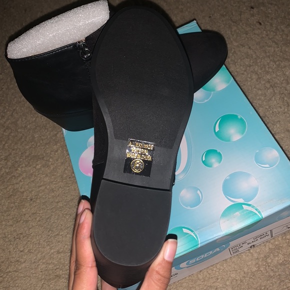 Soda Black two toned suede and leather ankle zip up boots - Picture 6 of 7